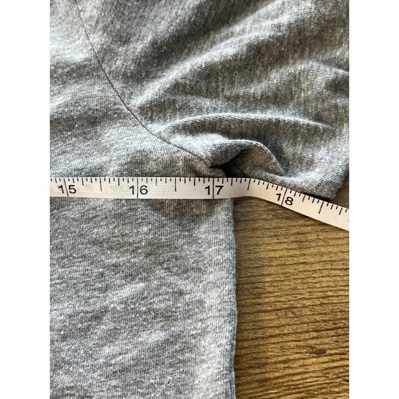 The Nike Tee Football Cowboys Logo Youth L(14-16) Long Sleeves - Picture 7 of 9